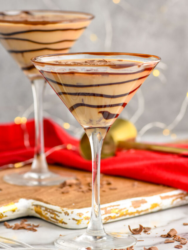 9 Irresistible Chocolate Martini Pairings Perfect for Any Occasion – Drink, Snack, Repeat!