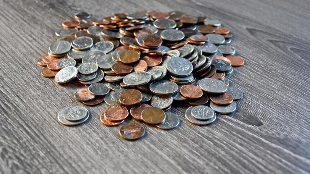3 Top-Secret Tips to Spotting Rare Coins at Garage Sales – Score Big with Your Finds!